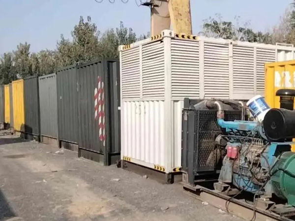 莆田200KW柴油发电机机组每小时油耗是多少?